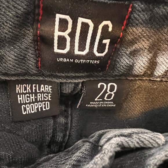 BDG Charcoal Kick Flare High Rise Cropped Distressed Jeans Urban Outfitters - Picture 2 of 15